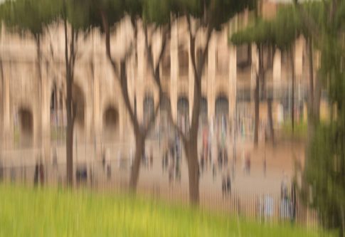 rom konstantinbogen mit colosseum