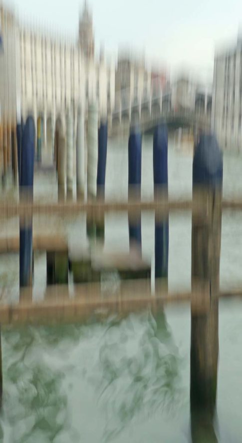 venice view to rialto bridge