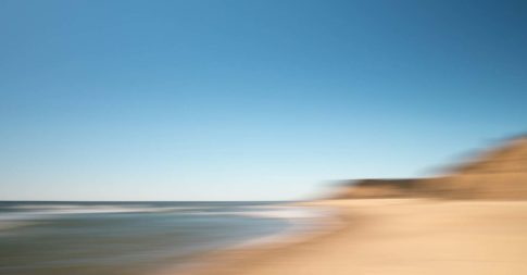 hamptons ditch plains beach high tide